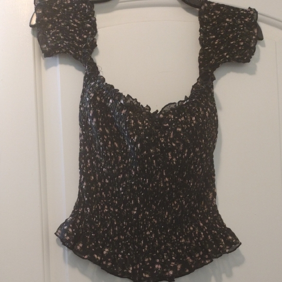 Papermoon Tops - Paper Moon Smocked Crop Top Size L
